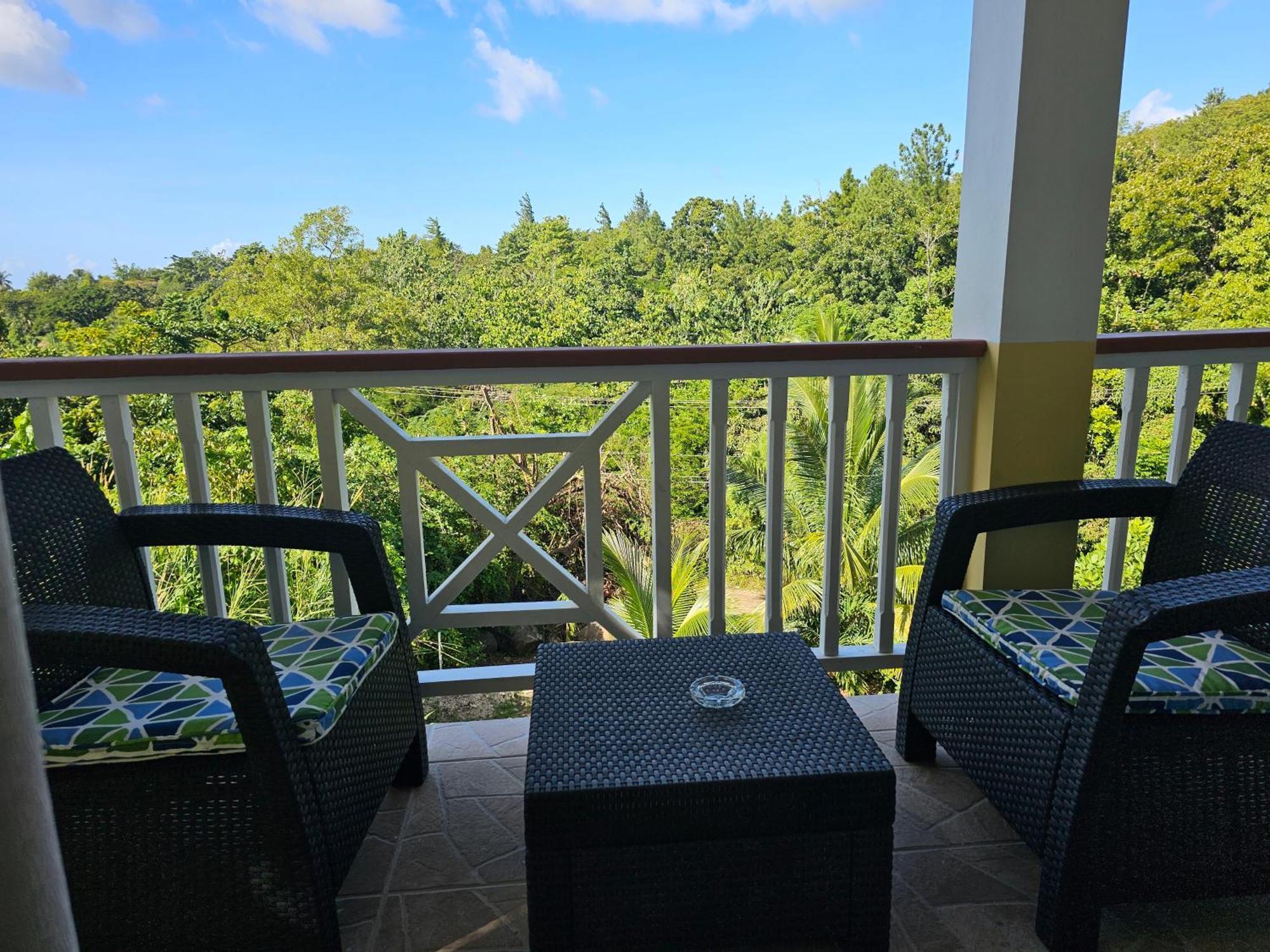 Royal Escape - 2 Apartman Anse La Raye Kültér fotó
